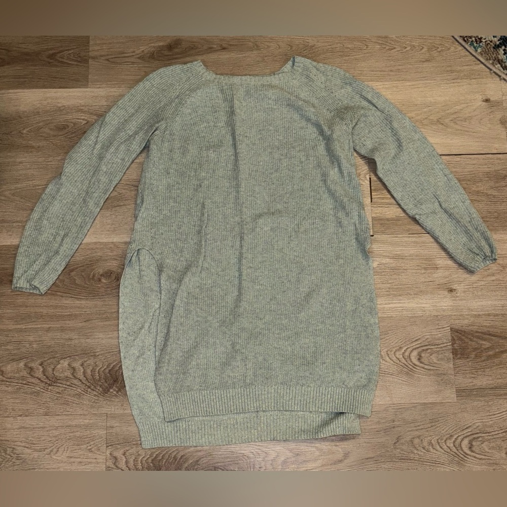 Green Ribbed Knit Sweater - Picture 4 of 5